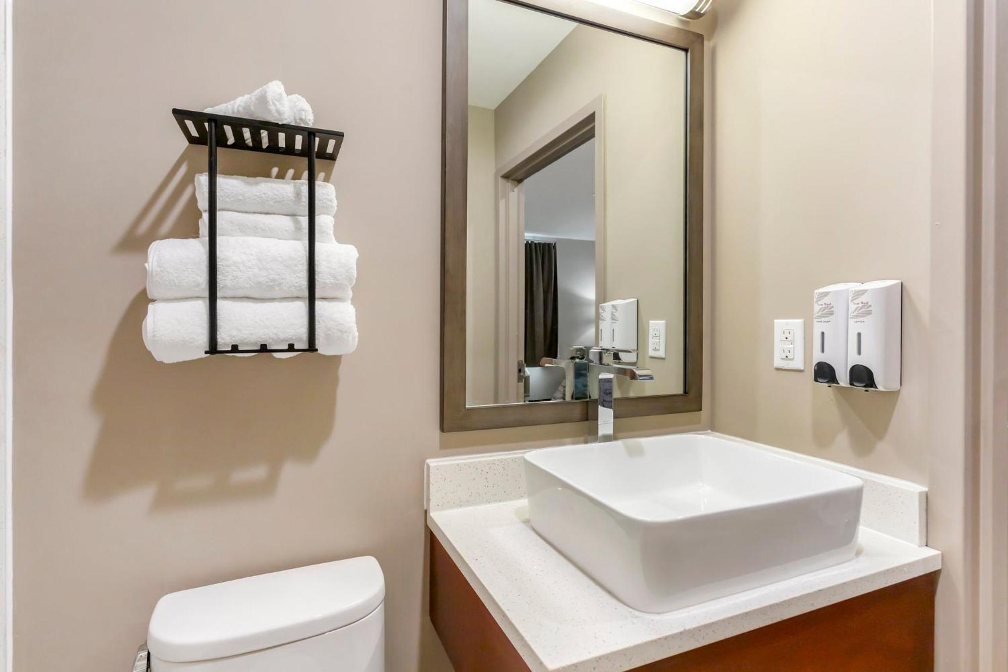 Red Roof Inn Plus Jamaica, Ny - Jfk Airport New York Exterior foto